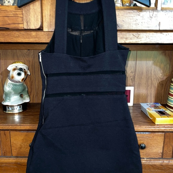 Dress - Picture 5 of 11